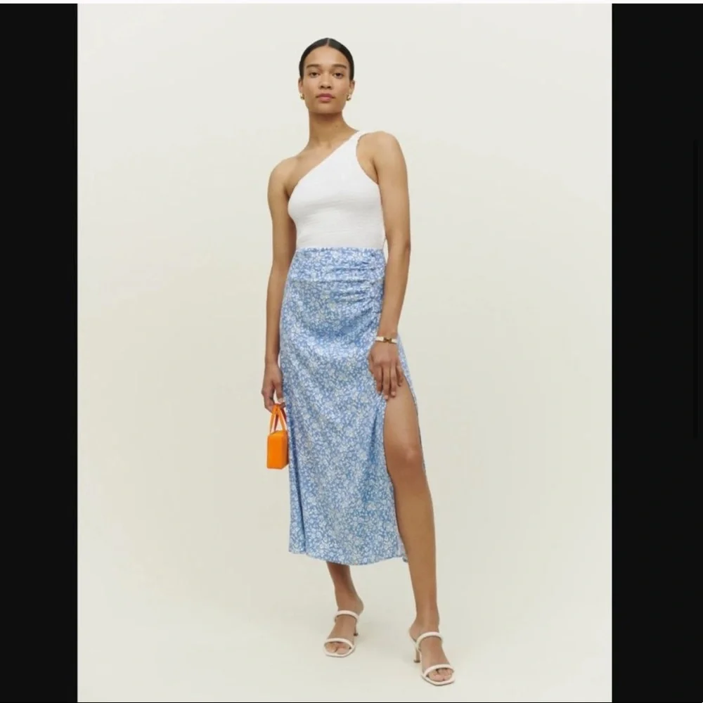 Reformation Skirt - Picture 2 of 8